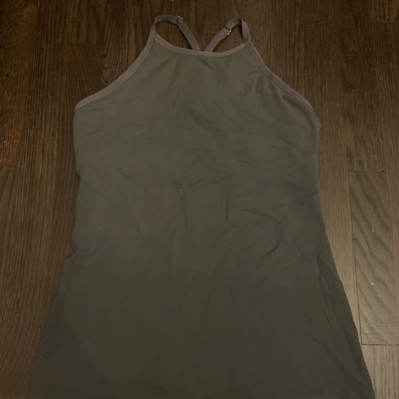 BEYOND YOGA Workout Halter Top - Picture 2 of 4